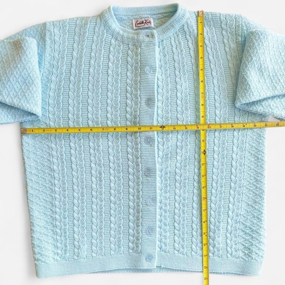 Vintage Cuddle Knit Pastel Blue Button Front Granny Cardigan - Picture 2 of 6